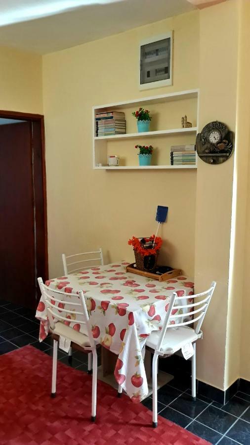 Apartman Tatjana 수토모레 외부 사진