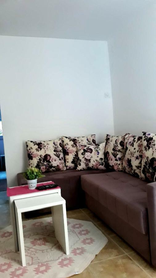 Apartman Tatjana 수토모레 외부 사진