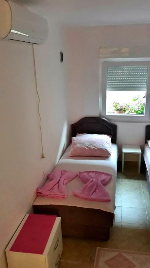 Apartman Tatjana 수토모레 외부 사진