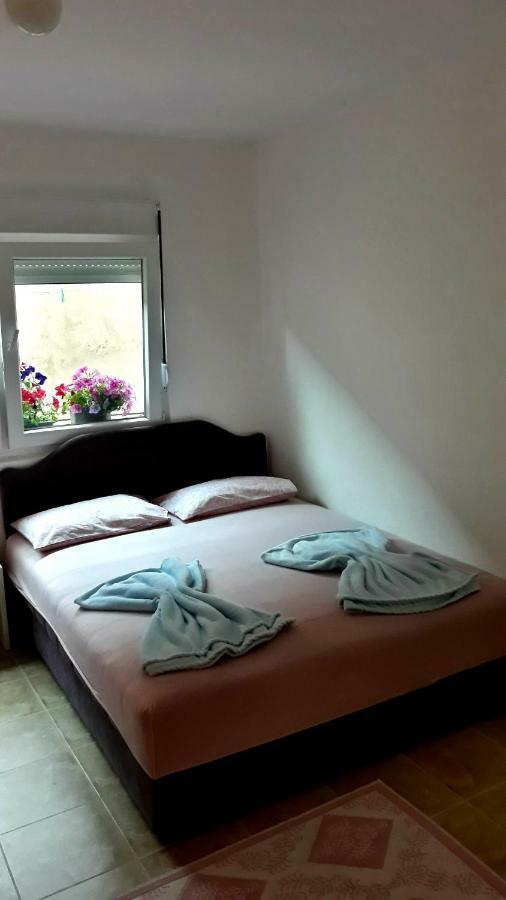 Apartman Tatjana 수토모레 외부 사진