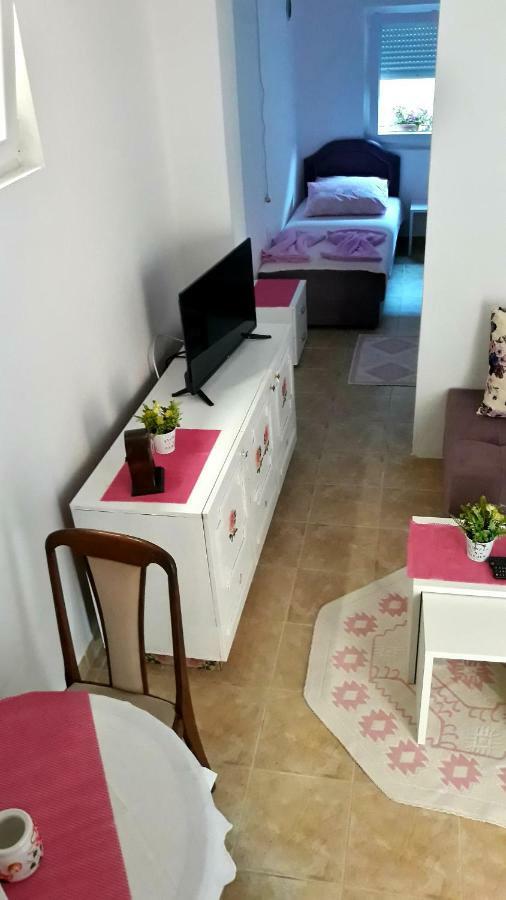 Apartman Tatjana 수토모레 외부 사진