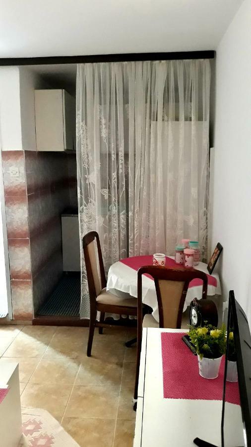 Apartman Tatjana 수토모레 외부 사진
